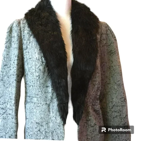 Kimchi Blue Women's Faux Fur Trim Blazer - Picture 2 of 6